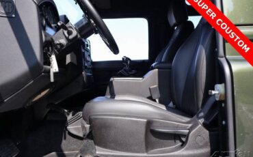 Land-rover-defender-110-1992-16