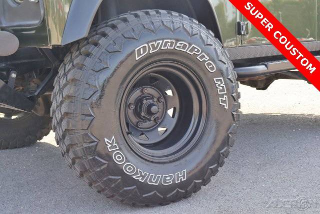 Land-rover-defender-110-1992-2