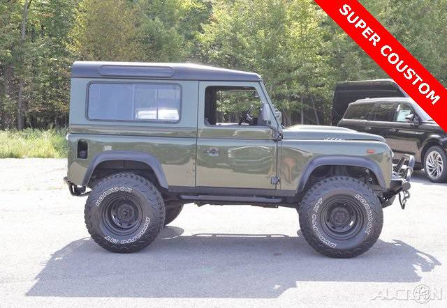 Land-rover-defender-110-1992-20