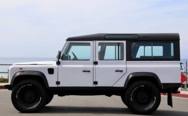 Land-rover-defender-110-diesel-1993-white-1