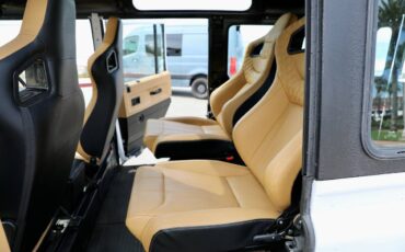 Land-rover-defender-110-diesel-1993-white-12