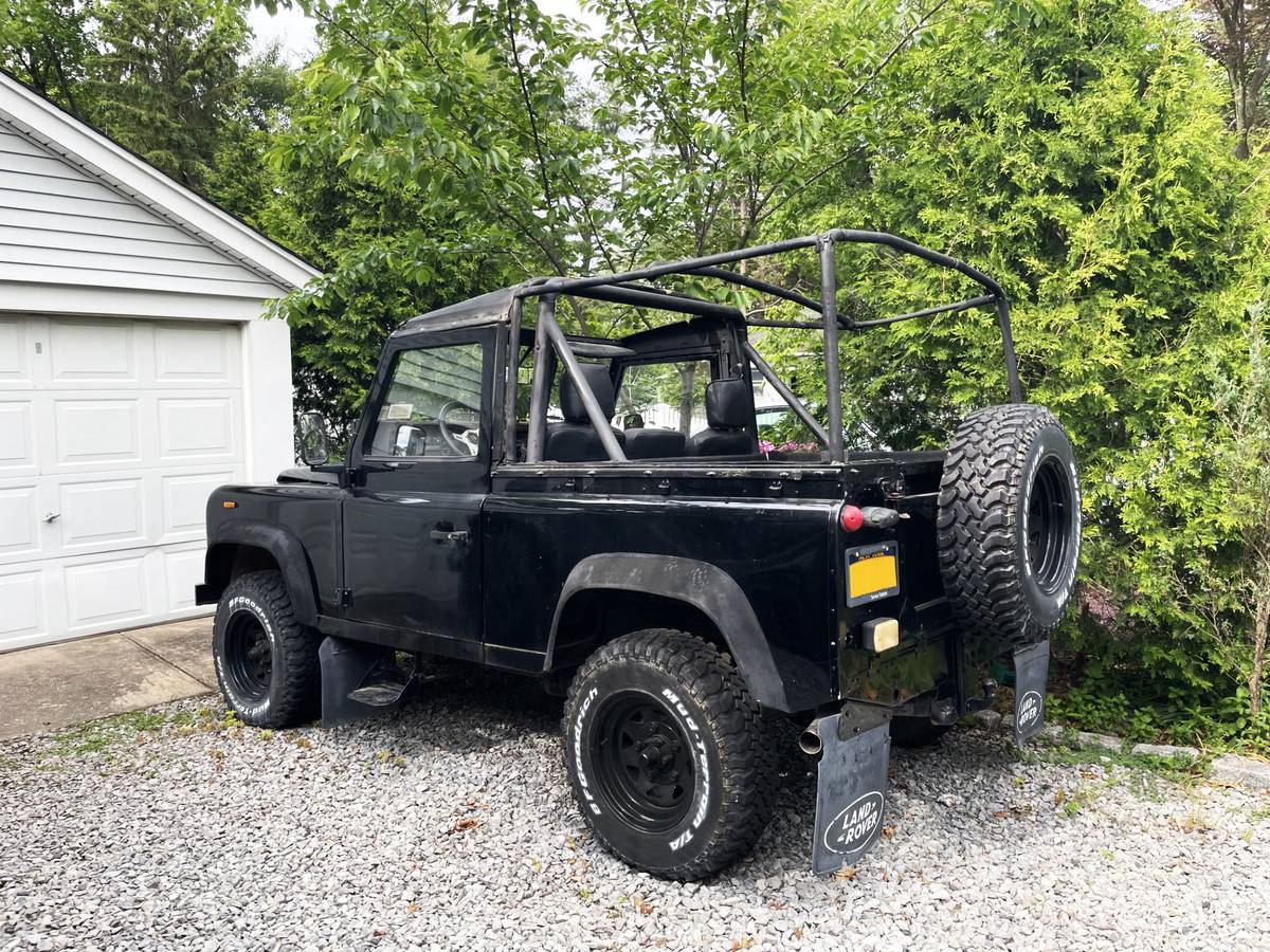 Land-rover-defender-90-1991-black-10