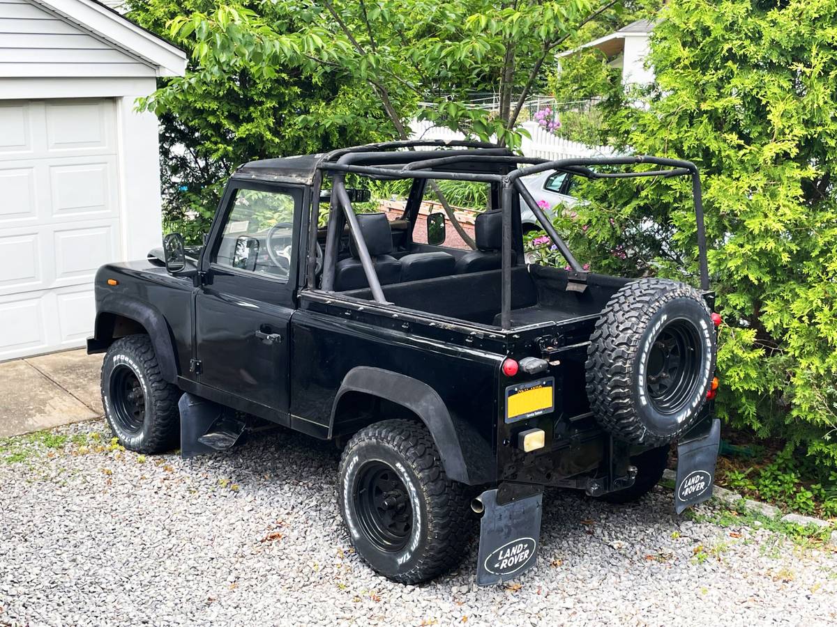Land-rover-defender-90-1991-black-7