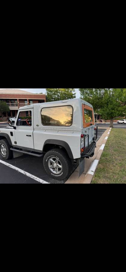 Land-rover-defender-90-diesel-1991-grey-1