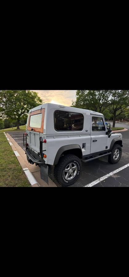 Land-rover-defender-90-diesel-1991-grey-2