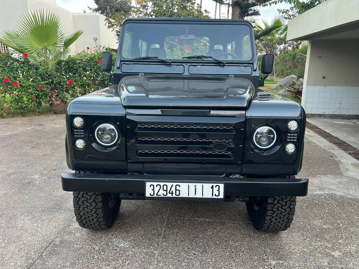 Land-rover-defender-90-diesel-1994-grey-1