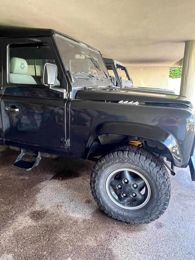 Land-rover-defender-90-diesel-1994-grey-7
