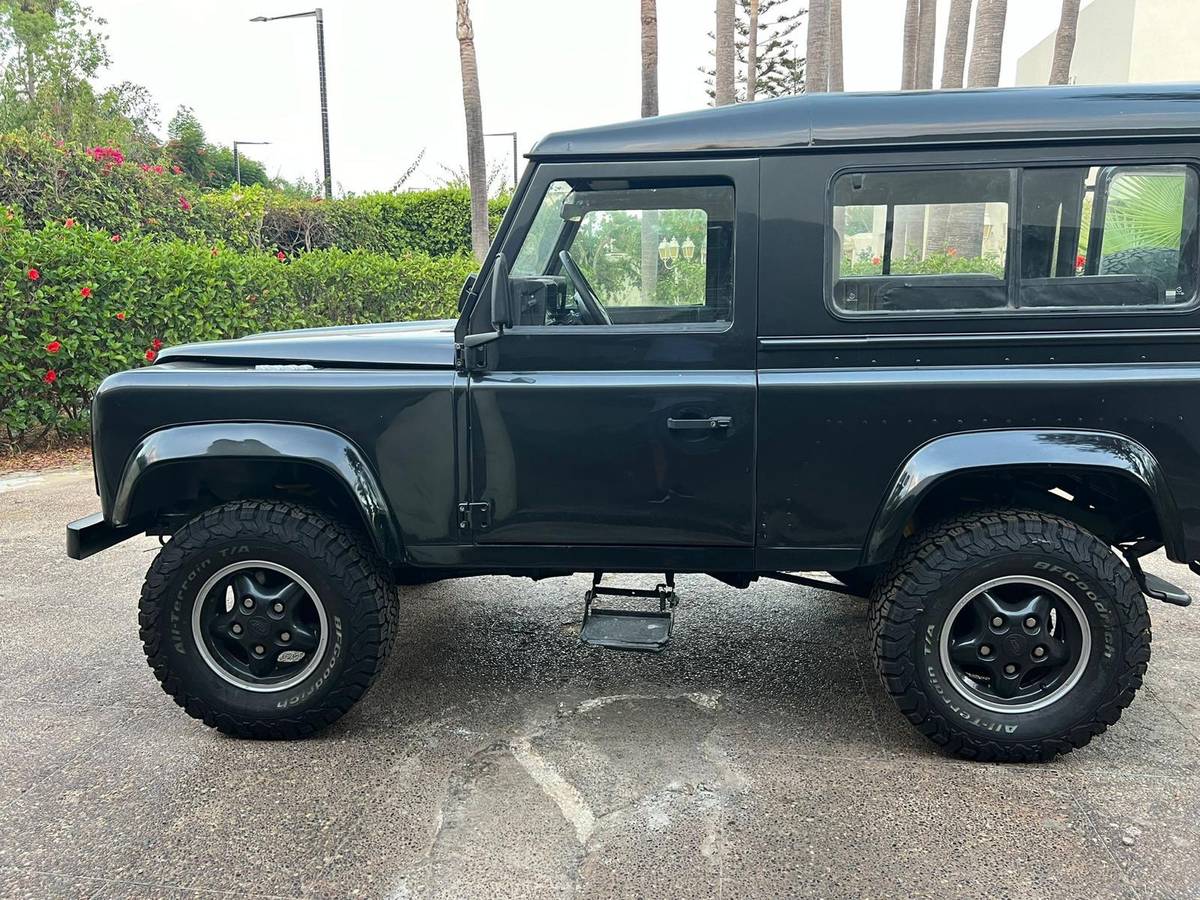 Land-rover-defender-90-diesel-1994-grey