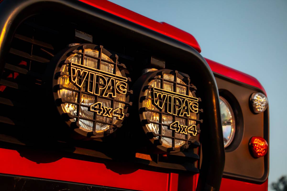 Land-rover-defender-90-diesel-1995-red-13
