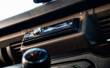 Land-rover-defender-90-diesel-1995-red-9
