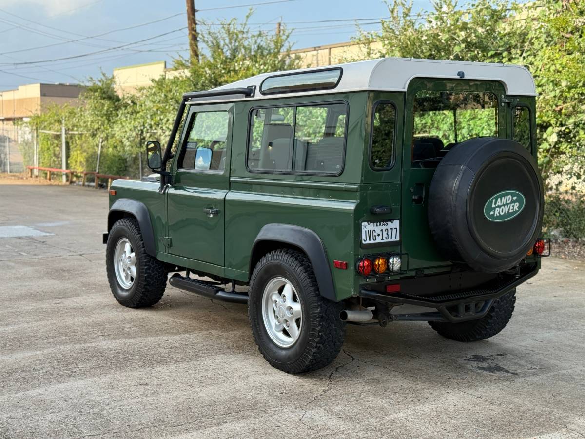 Land-rover-defender-90-nas-1995-green-16