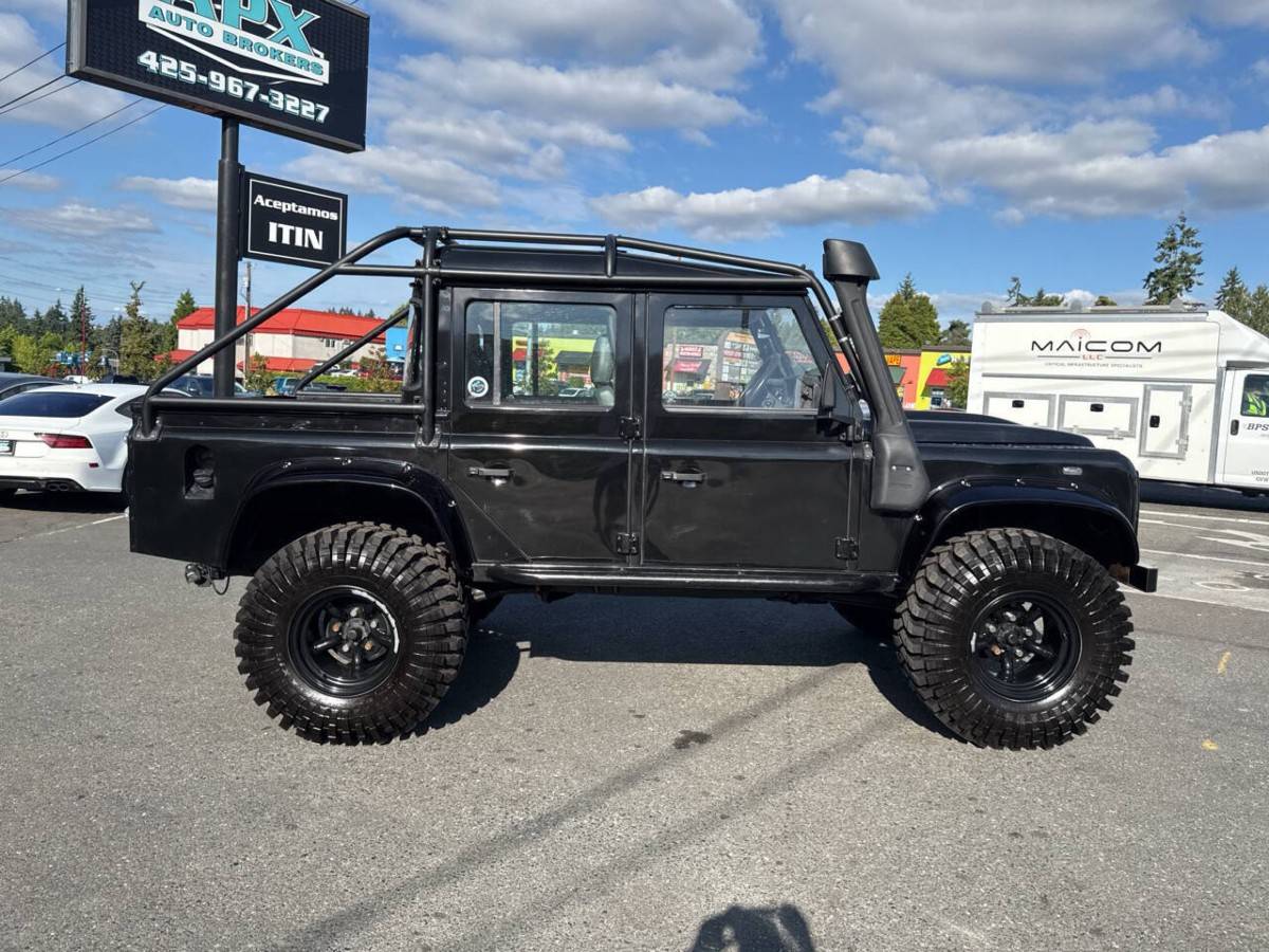 Land-rover-defender-diesel-1995-black-11