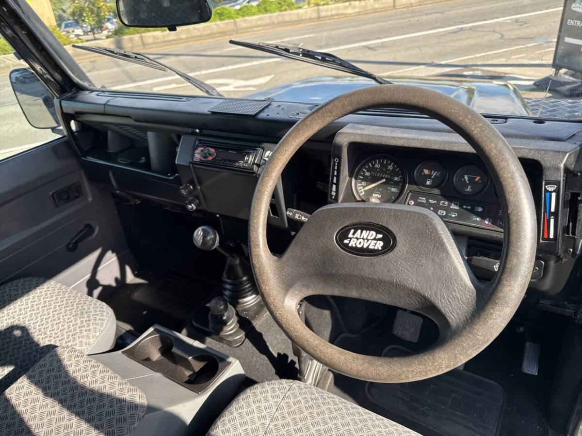 Land-rover-defender-diesel-1995-black-22