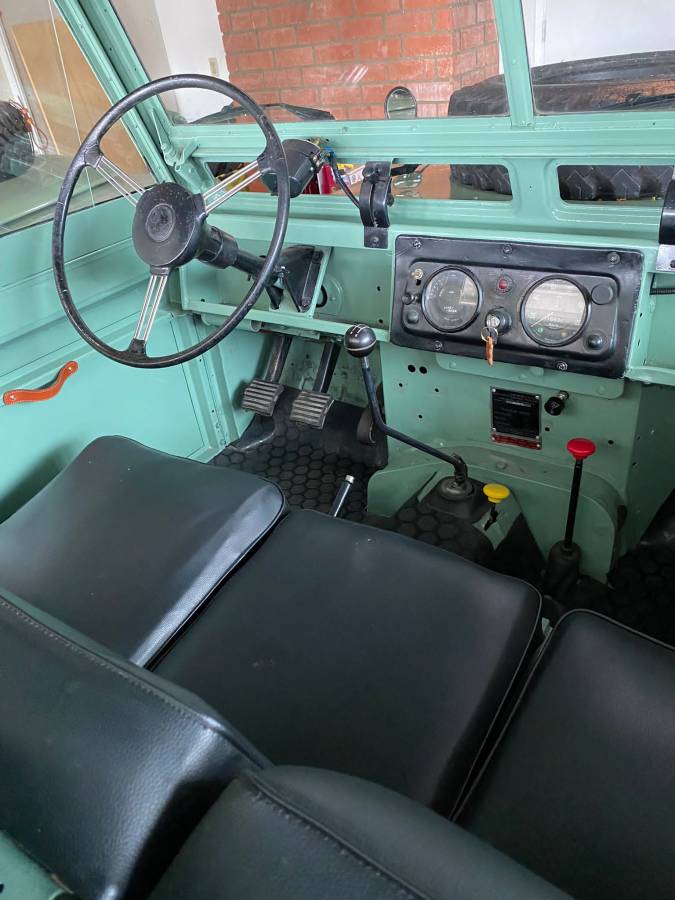 Land-rover-series-2a-109-1964-green-14