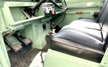 Land-rover-series-2a-109-1964-green-16
