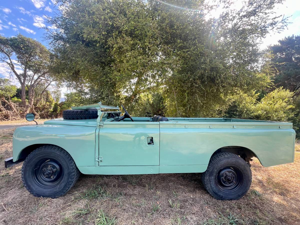 Land-rover-series-2a-109-1964-green-6