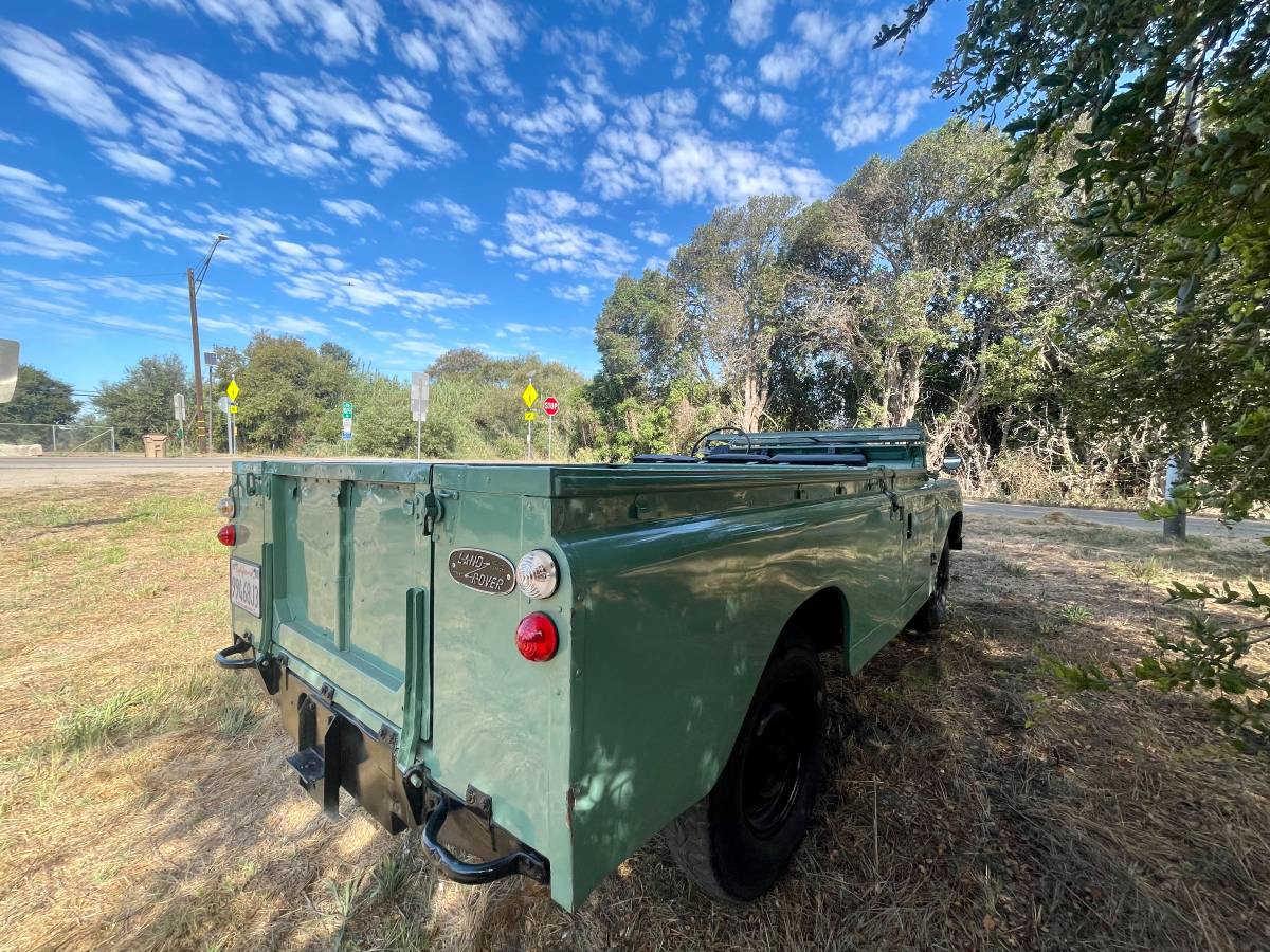 Land-rover-series-2a-109-1964-green-7