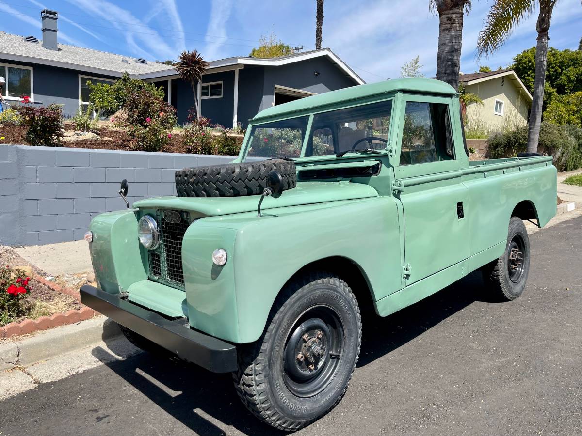 Land-rover-series-2a-109-1964-green-9