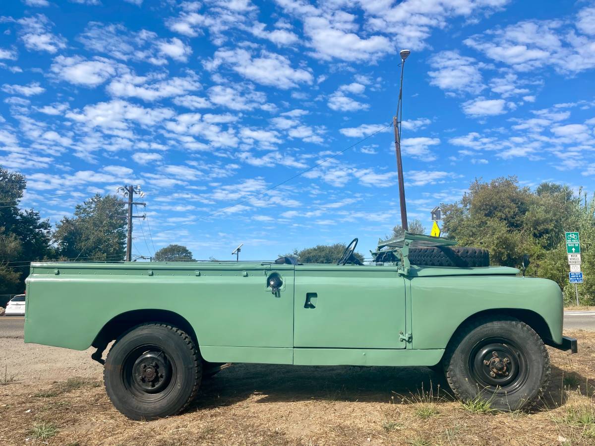 Land-rover-series-2a-109-1964-green