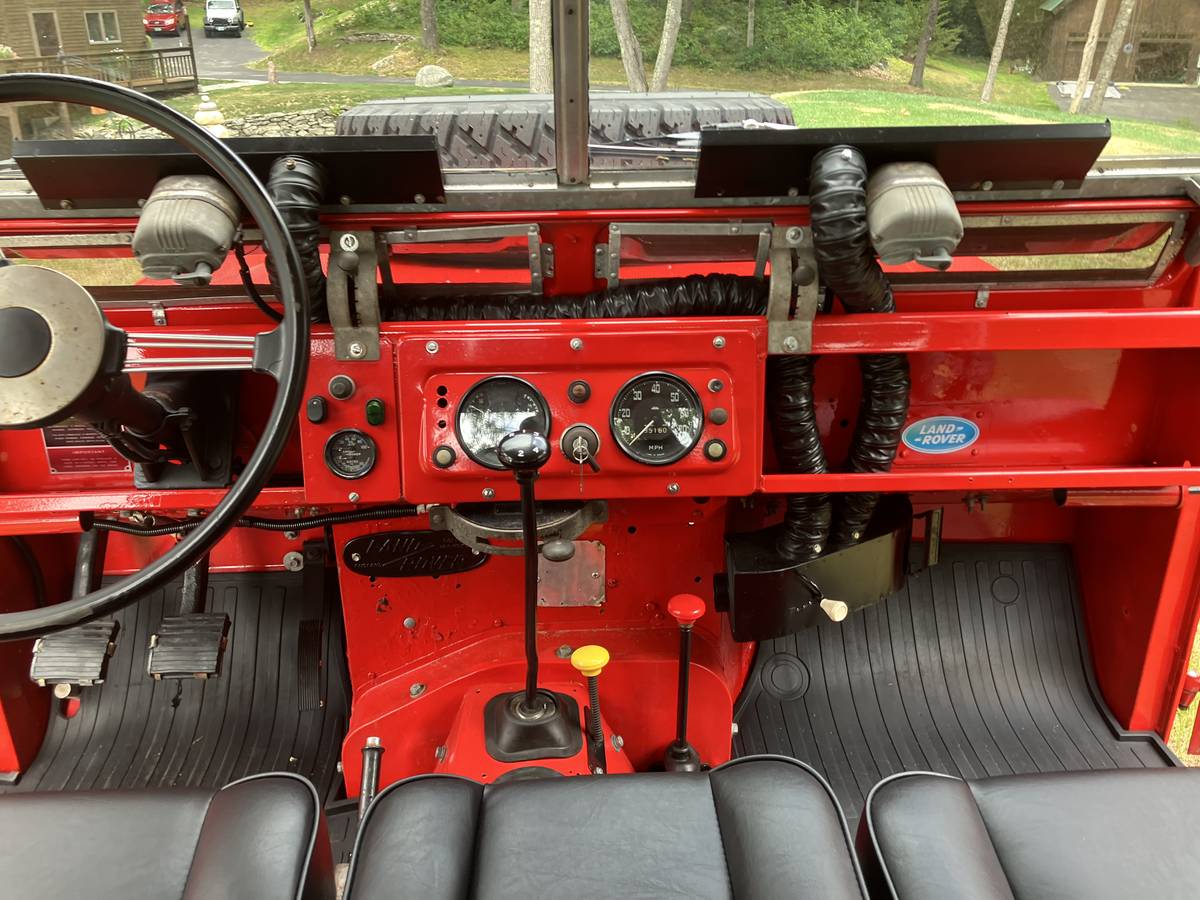 Land-rover-series-2a-1961-red-8