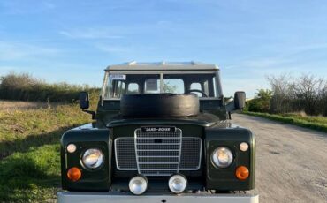 Land-rover-series-3-1973-green-1