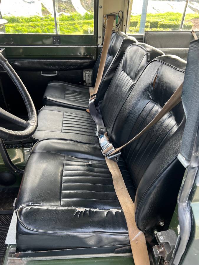 Land-rover-series-3-1973-green-11
