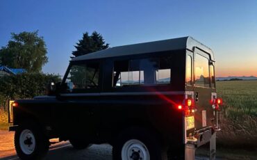 Land-rover-series-3-1973-green-17
