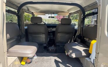 Landcruiser-fj-40-1979-brown-3