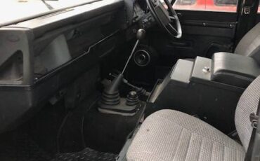 Landrover-defender-diesel-1983-13