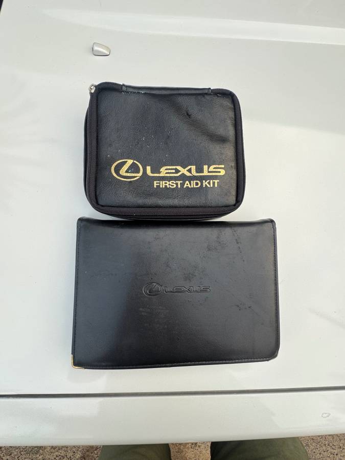 Lexus-es-1991-white-15