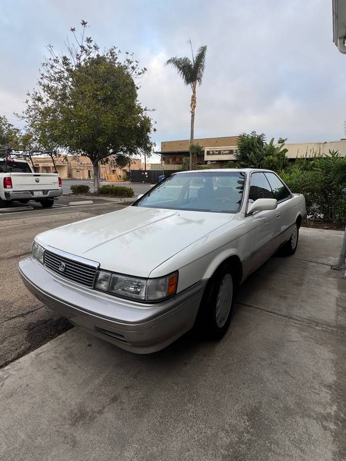 Lexus-es-1991-white-2