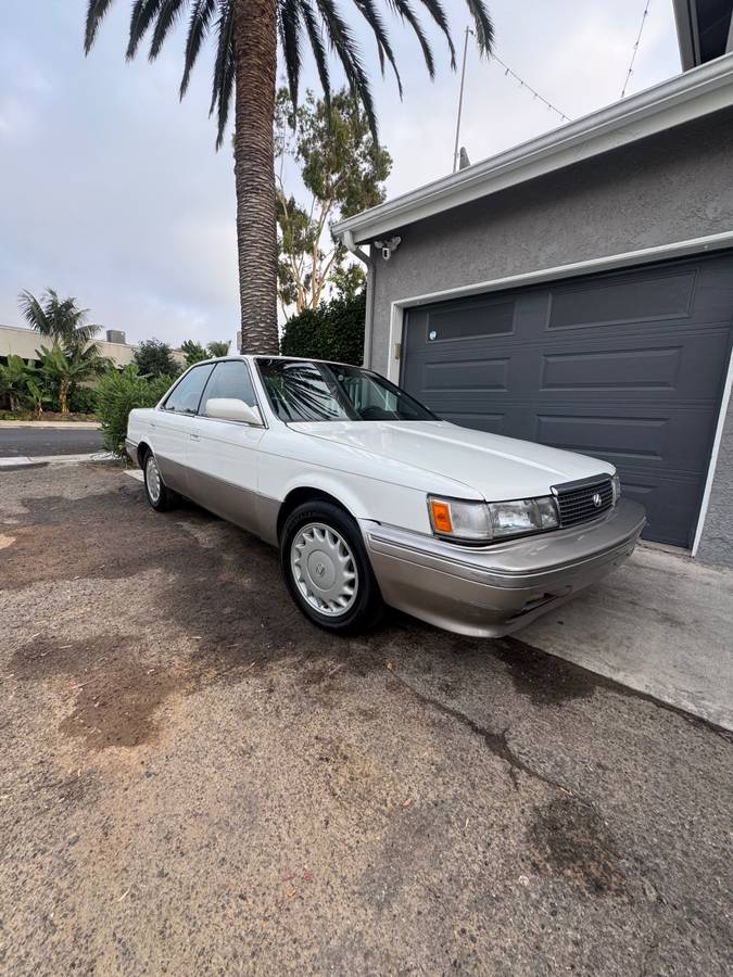 Lexus-es-1991-white