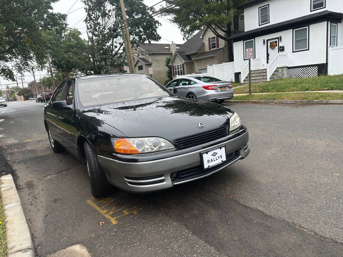 Lexus-es-300-1993-black-1