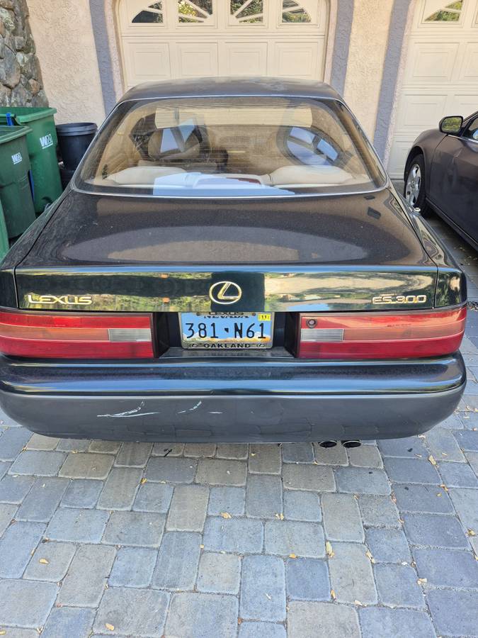 Lexus-es-300-1995-green