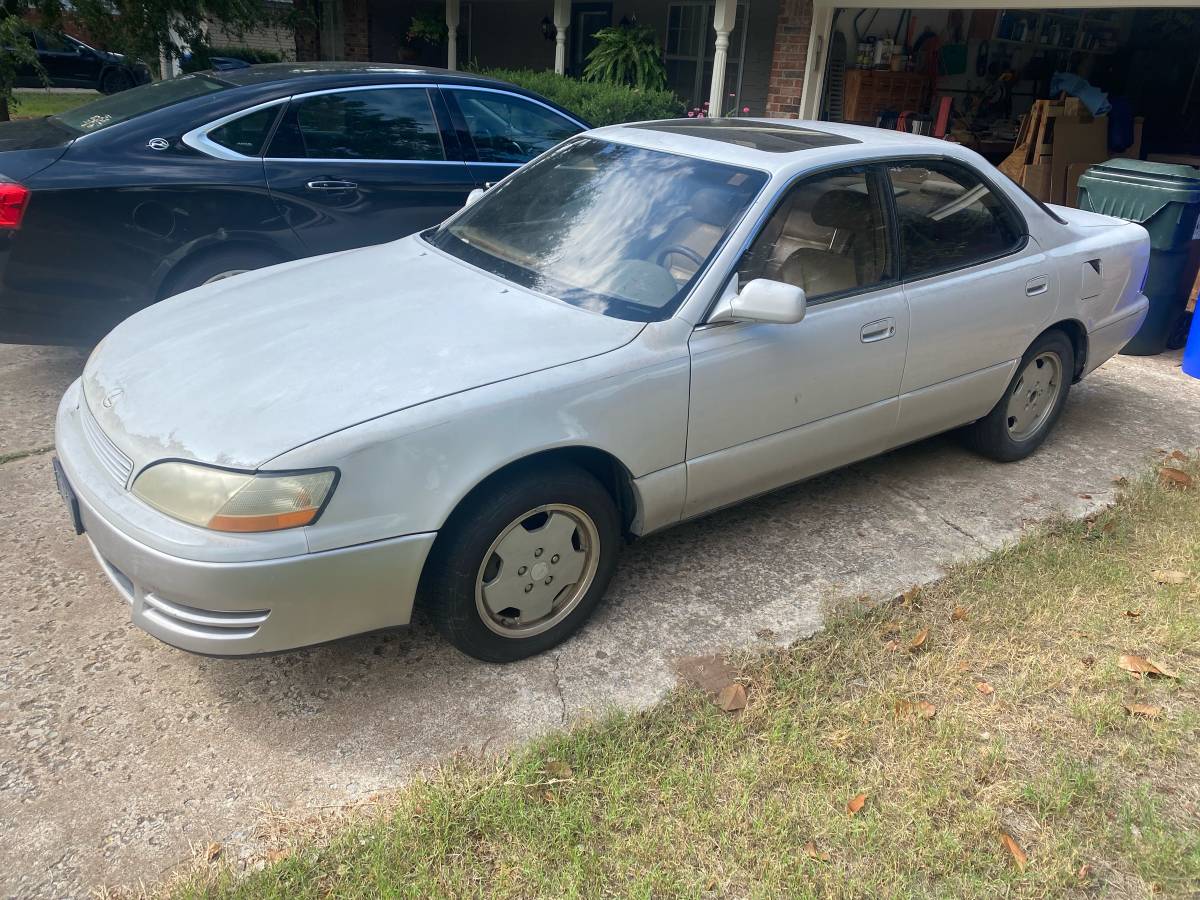 Lexus-es300-1994-white