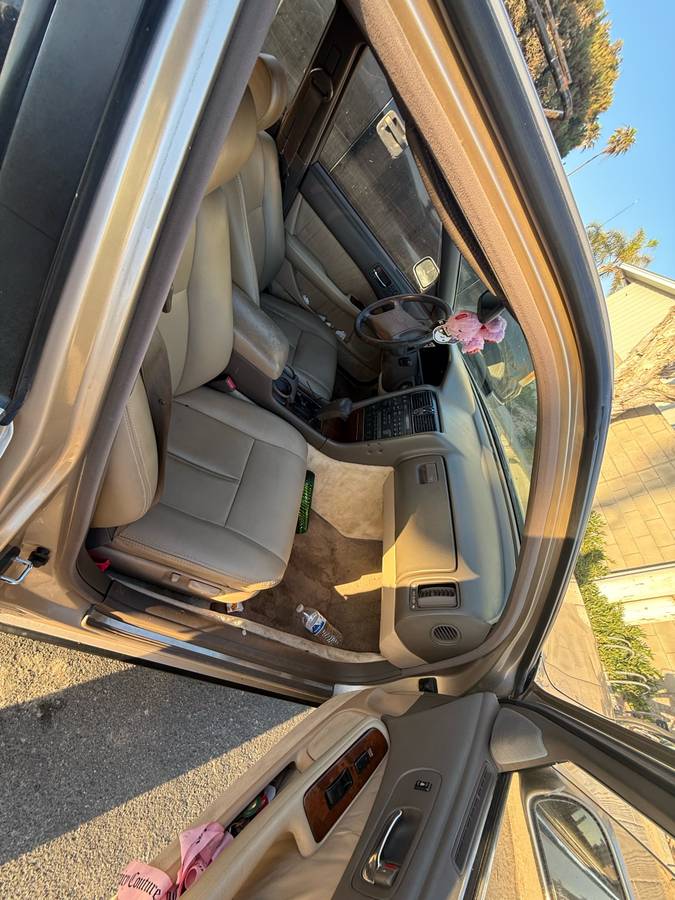Lexus-ls400-1992-custom-1