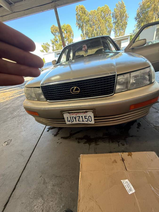 Lexus-ls400-1992-custom-10