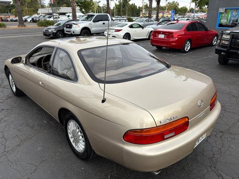 Lexus-sc-1992-custom-13