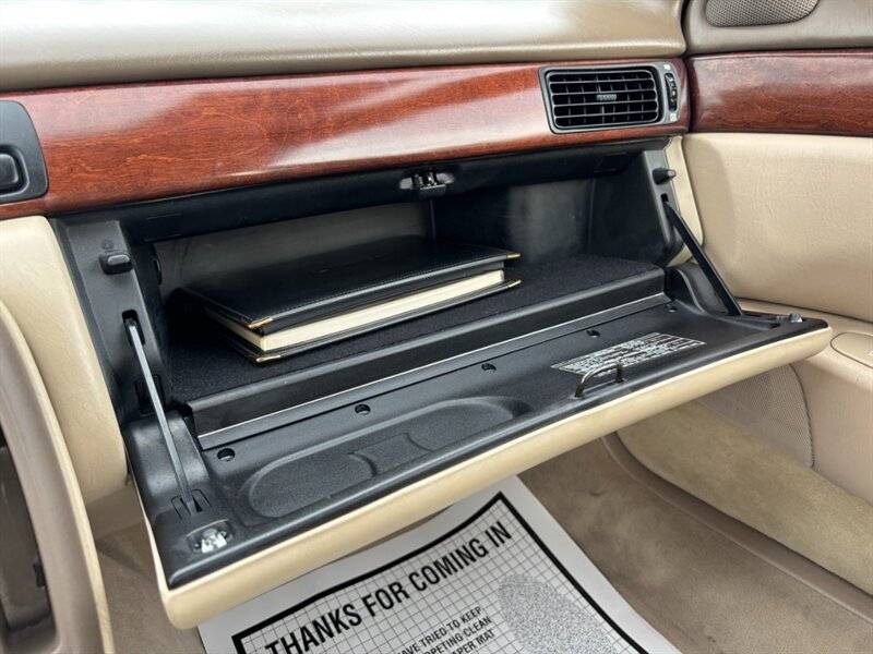 Lexus-sc-1992-custom-17
