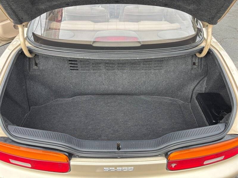 Lexus-sc-1992-custom-22