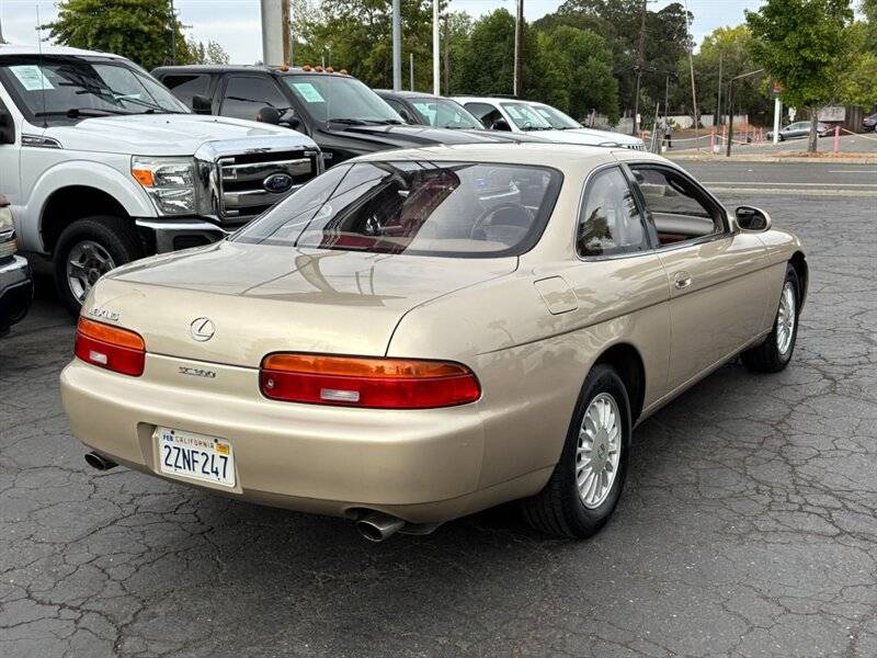 Lexus-sc-1992-custom-3