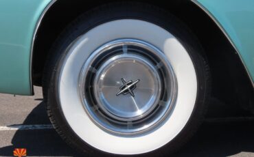 Lincoln-Continental-1961-Convertible-14