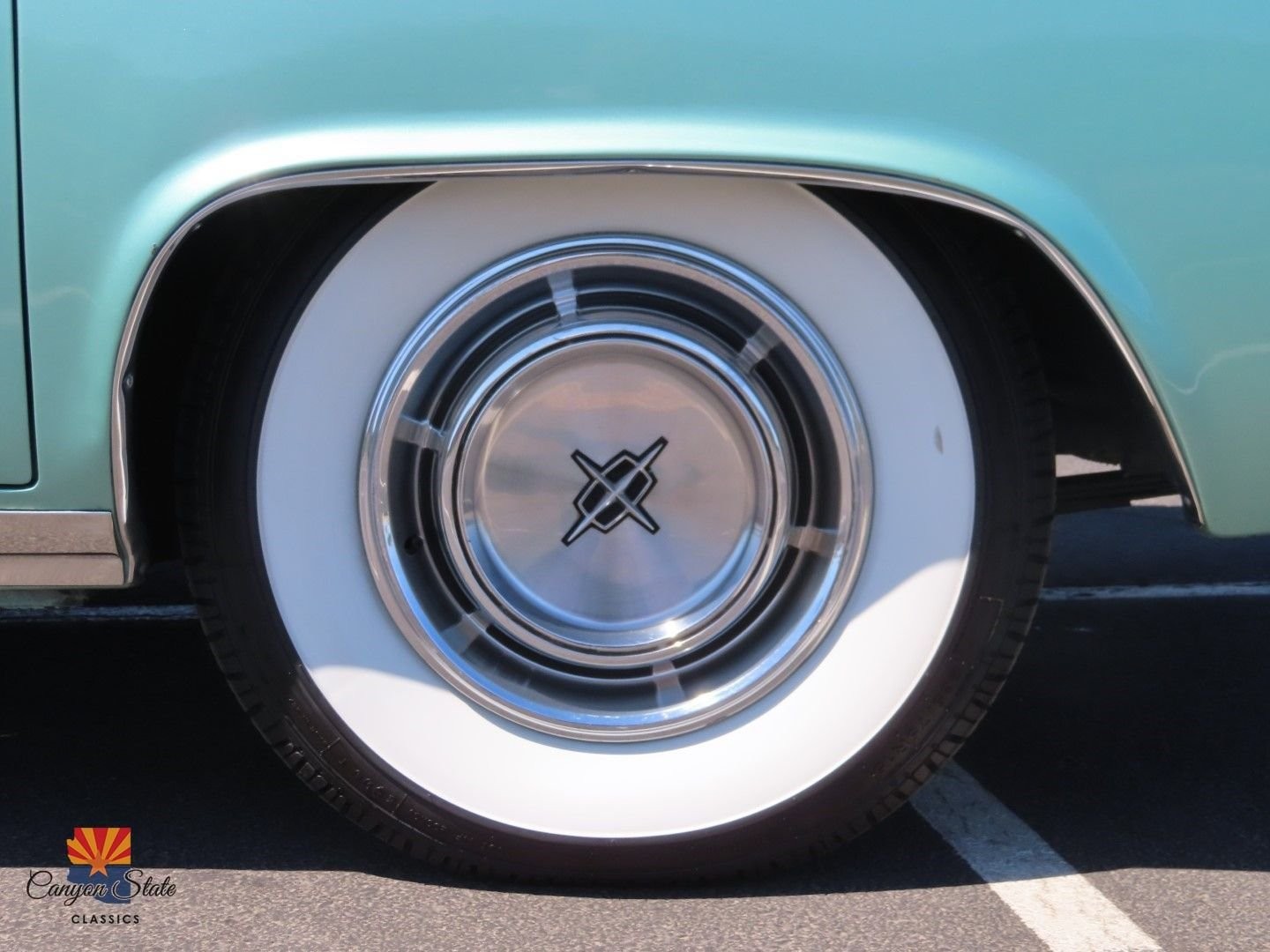 Lincoln-Continental-1961-Convertible-18