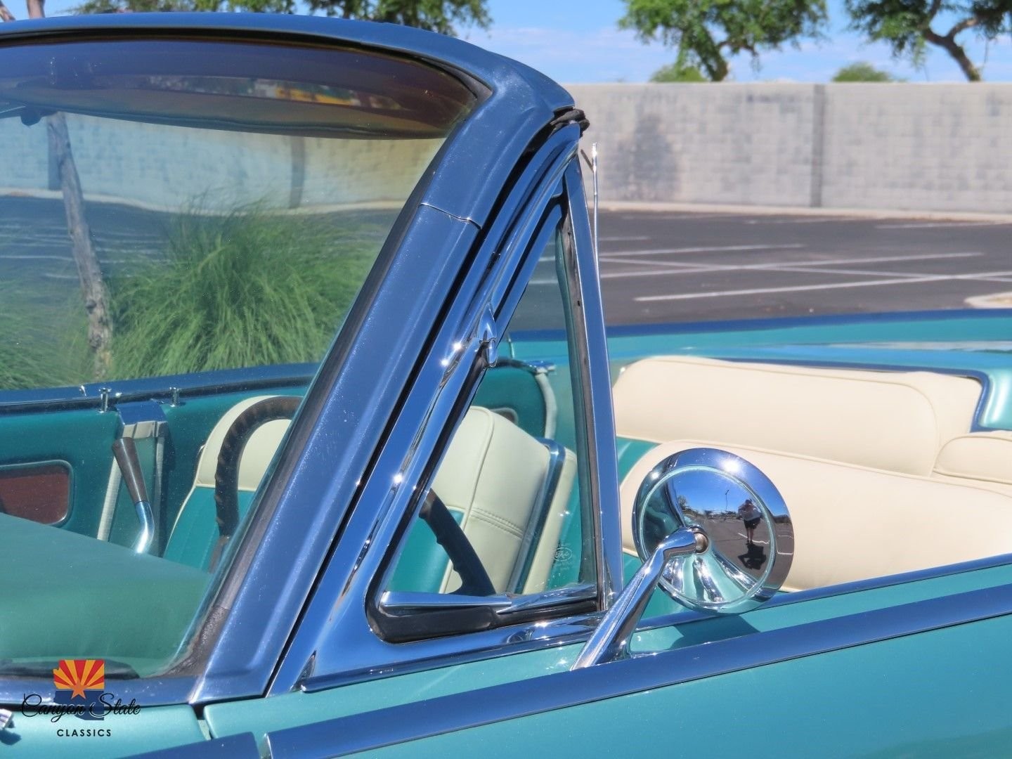 Lincoln-Continental-1961-Convertible-25