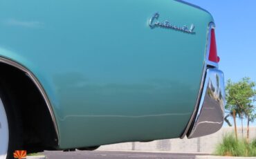 Lincoln-Continental-1961-Convertible-28