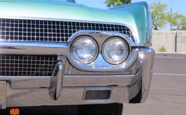 Lincoln-Continental-1961-Convertible-38