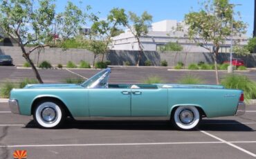 Lincoln-Continental-1961-Convertible-6
