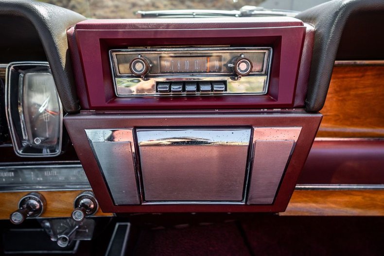 Lincoln-Continental-1962-Copper-Metallic-15