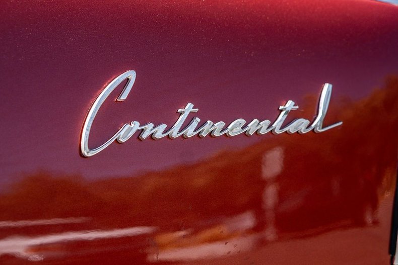 Lincoln-Continental-1962-Copper-Metallic-16