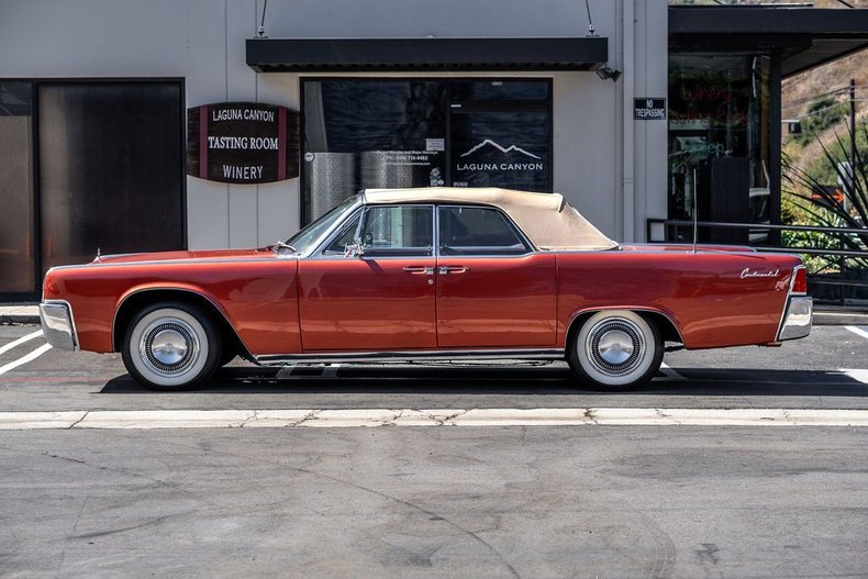 Lincoln-Continental-1962-Copper-Metallic-33